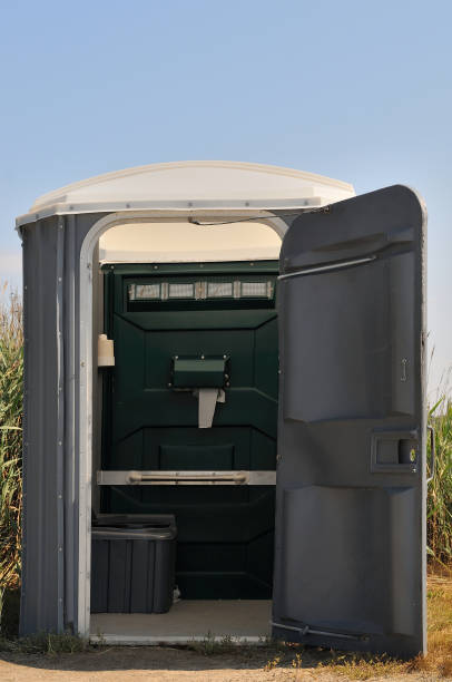 Best Porta potty rental near me  in Lakewood, WA